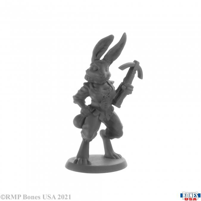 Enrieth, Female Harefolk Rogue: Master of Shadows and Deception
