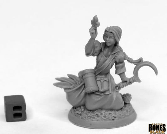 Unveil Herbal Magic with Juliana, Dreadmere's Herbalist - Transform your Wellness
